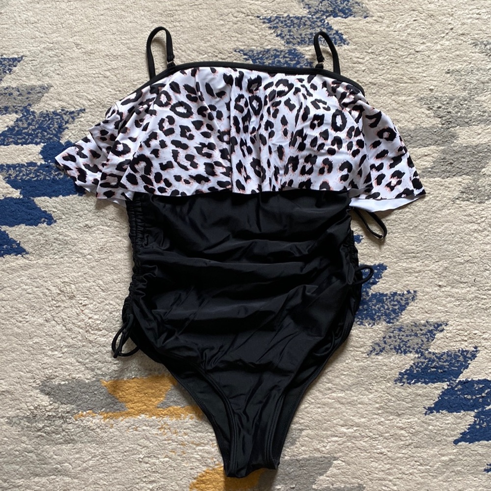 Leopard Swimsuit M